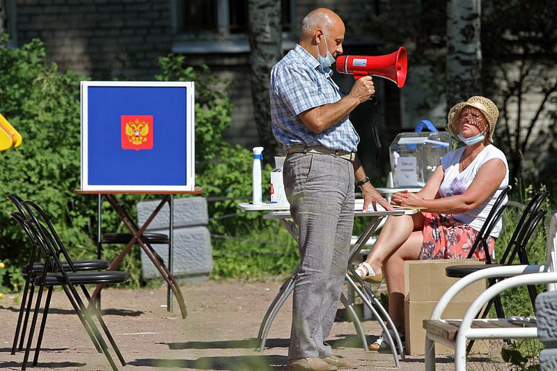 ЦАО Москвы - жара, июнь, выборы