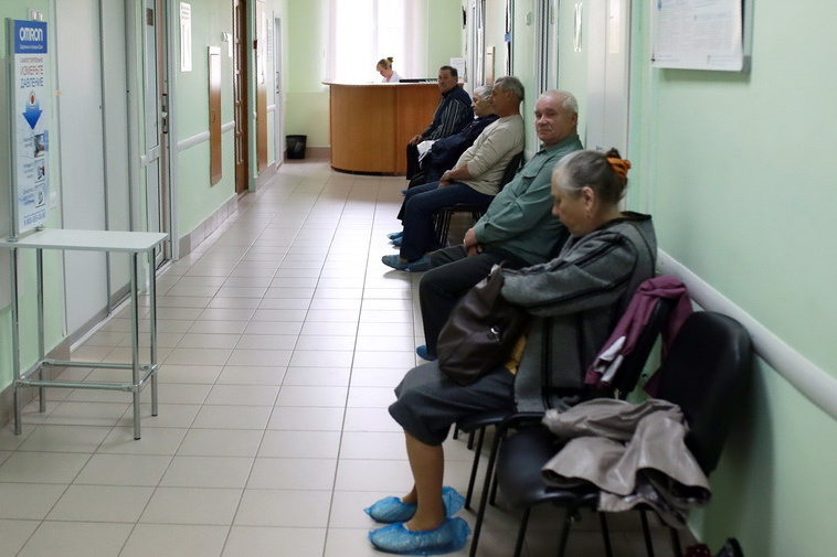 Где больше всего не хватает персонала