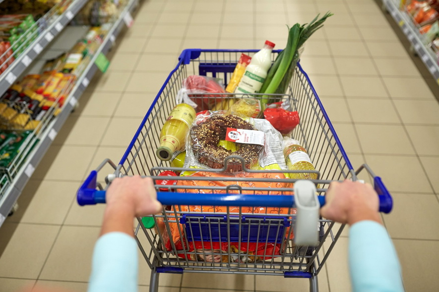 Аналитики оценили траты россиян на продукты питания